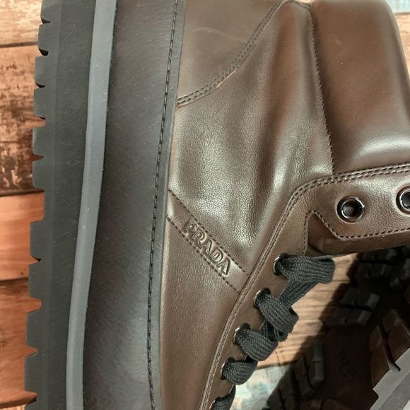 PRADA 4T 2610 CALF PLUME MORO
Size 10 (US 11) - Picture 8 of 9